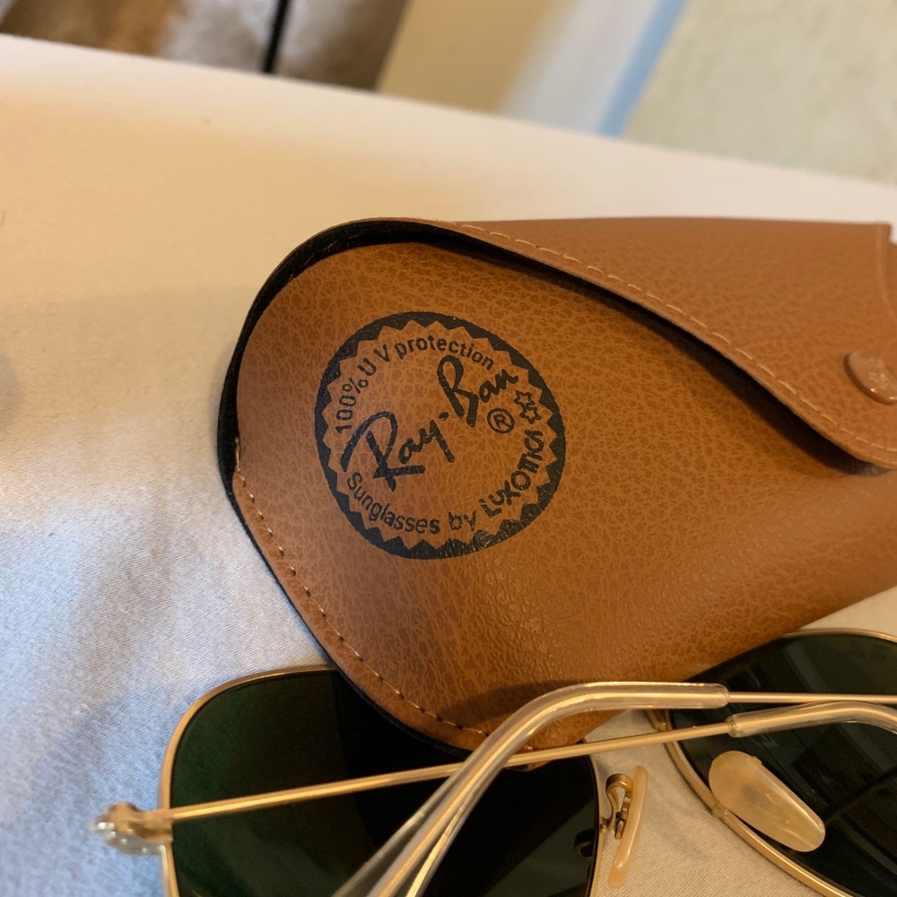 Ray-Ban Aviators (Blue/Mirrored)